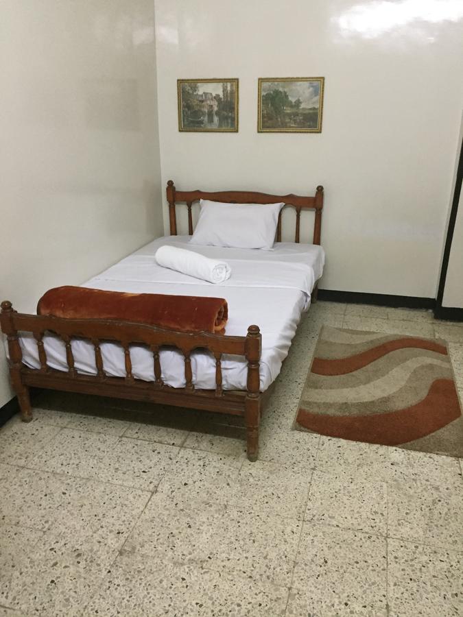 Happy Land Luxor Hostel Luaran gambar
